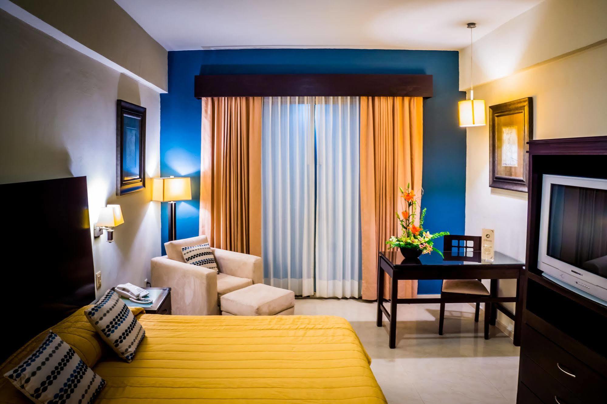 Hotel Grand Marlon 4*